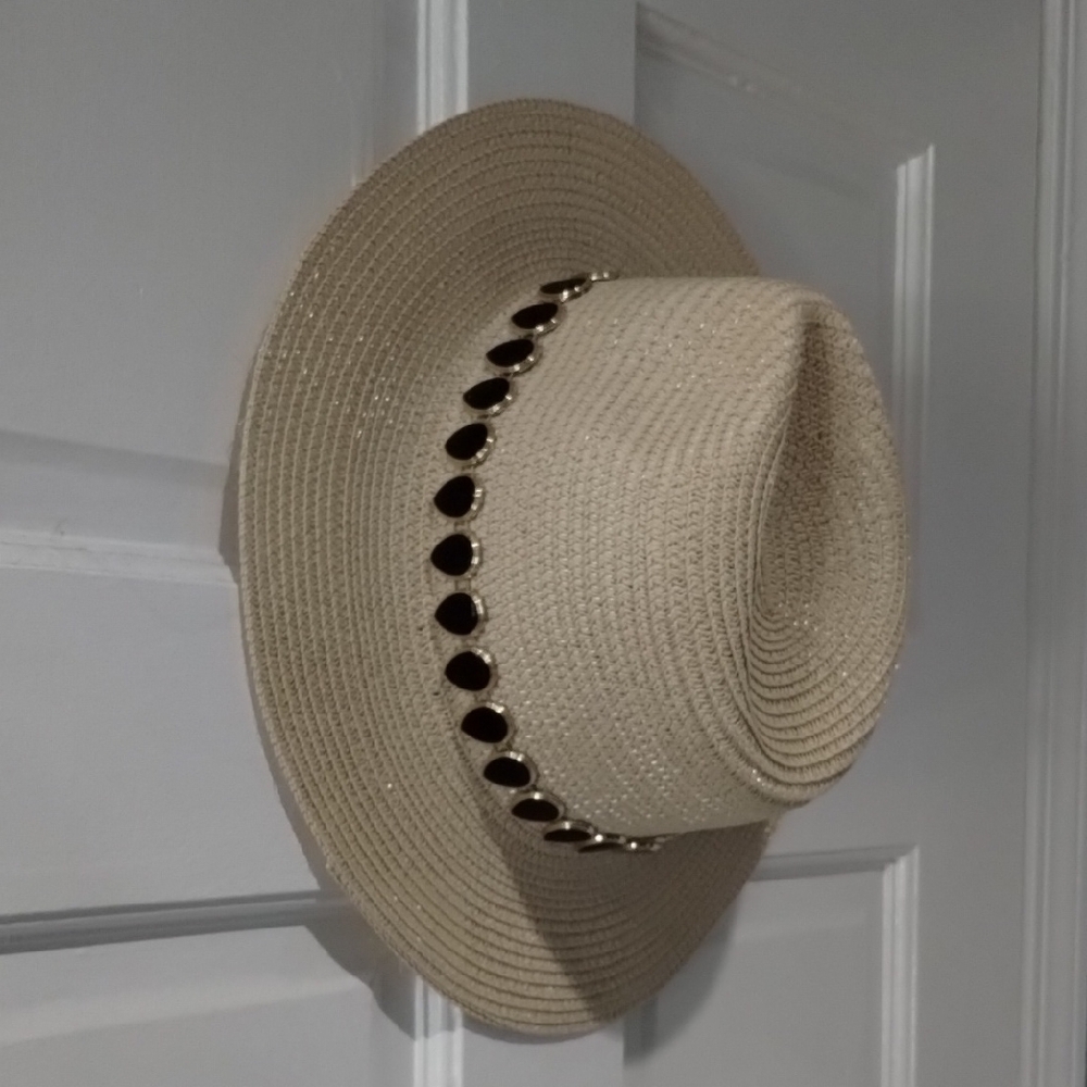Stylish Tan Wide-Brim Hat with Black Accents